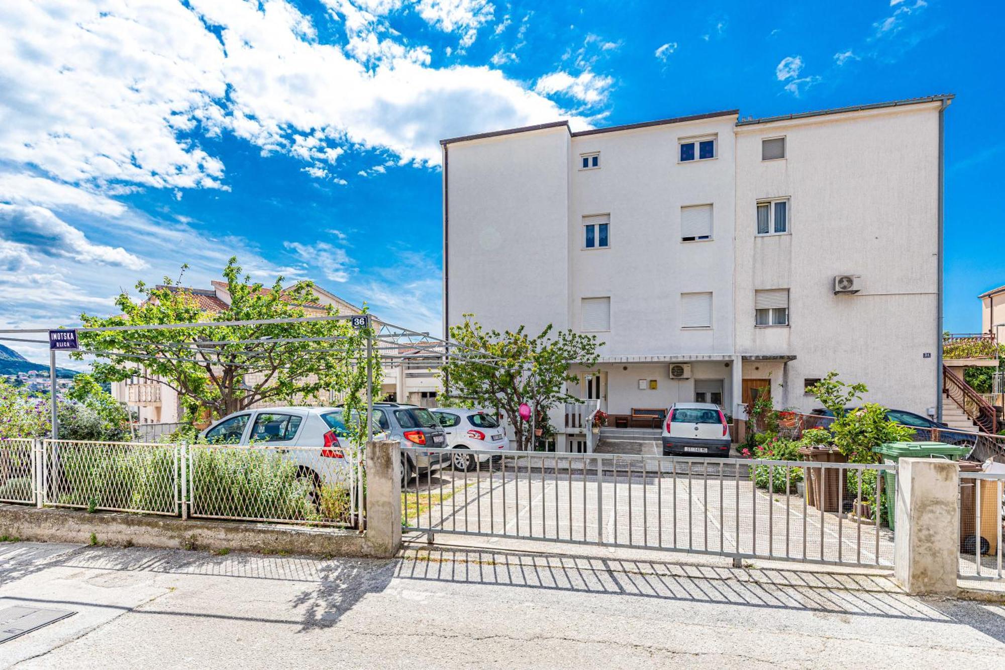Apartments Iskra Stobreč Buitenkant foto